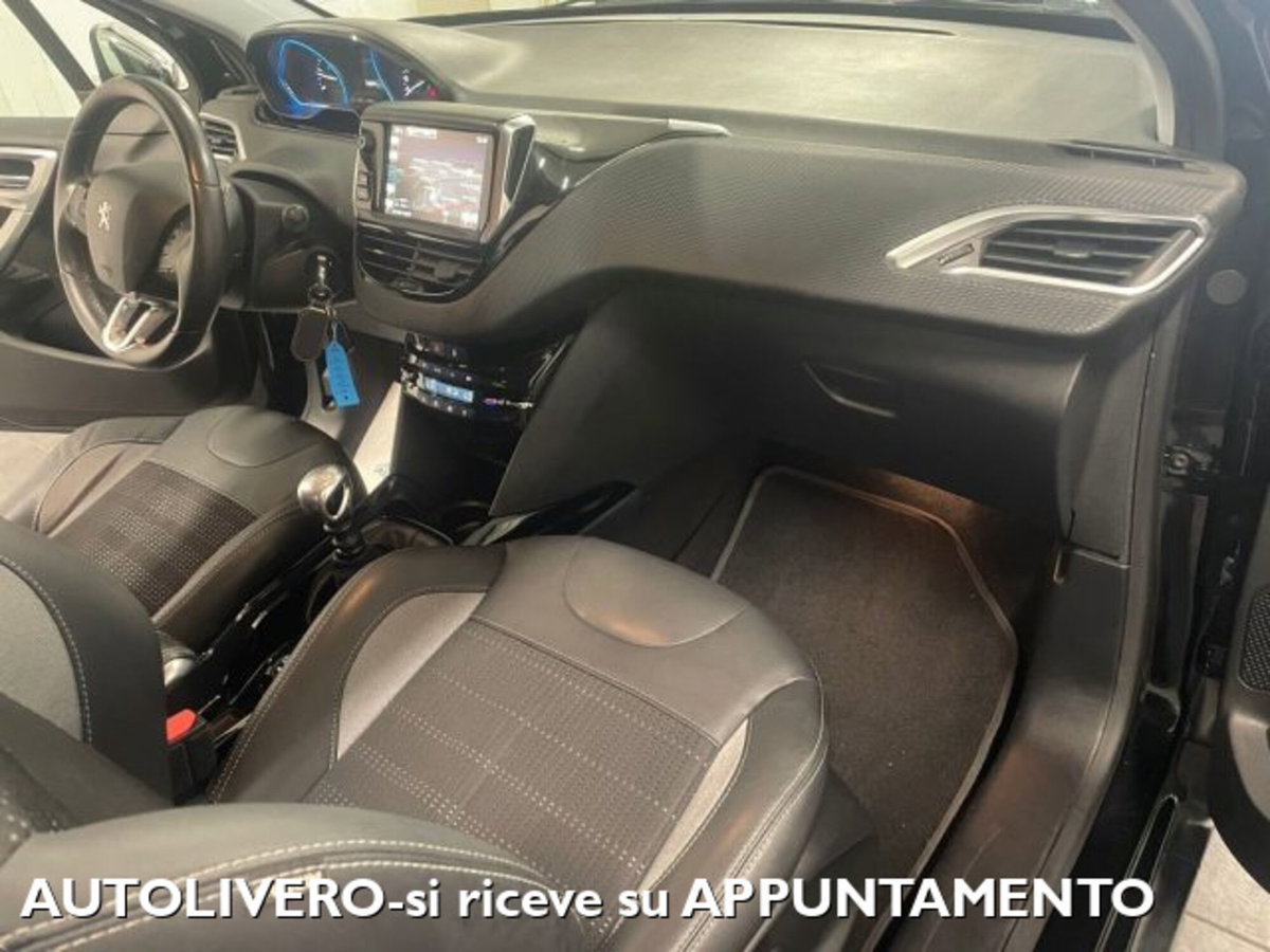 Peugeot 2008 120 S&S Crossway (10)