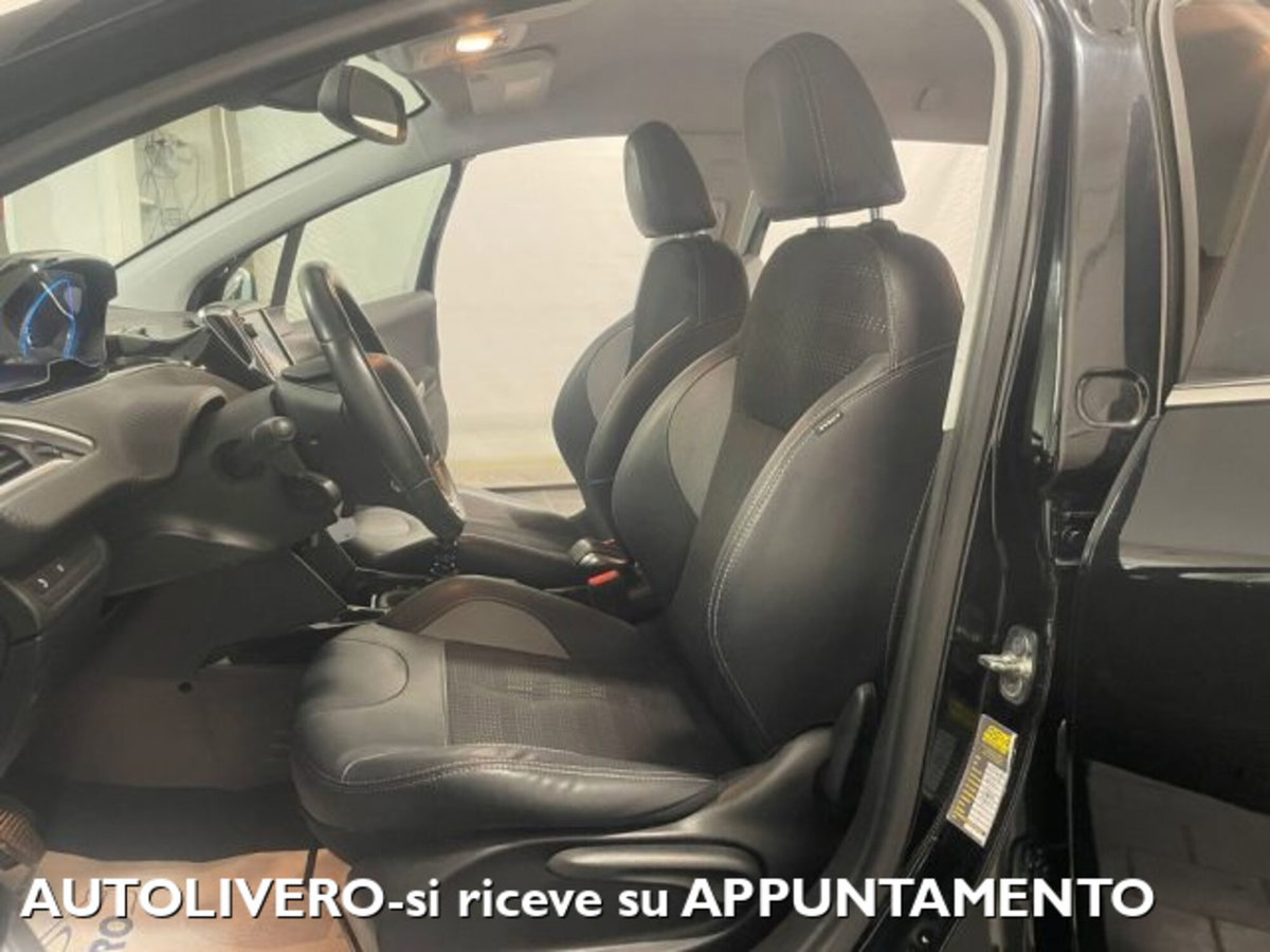 Peugeot 2008 120 S&S Crossway (8)