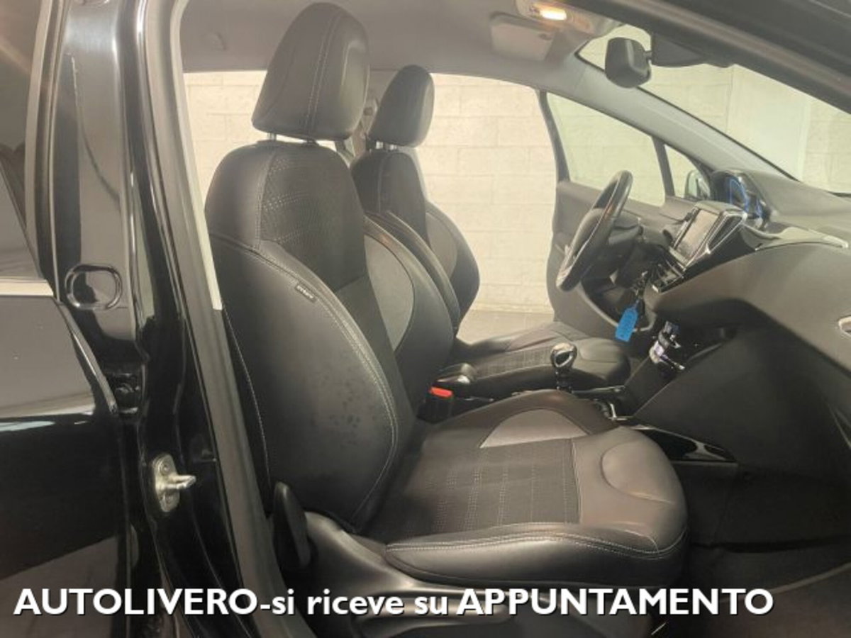 Peugeot 2008 120 S&S Crossway (9)