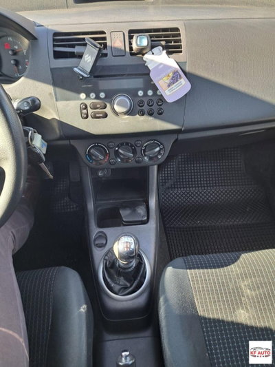 Suzuki Swift 1.3 DDiS 3p. GL (13)
