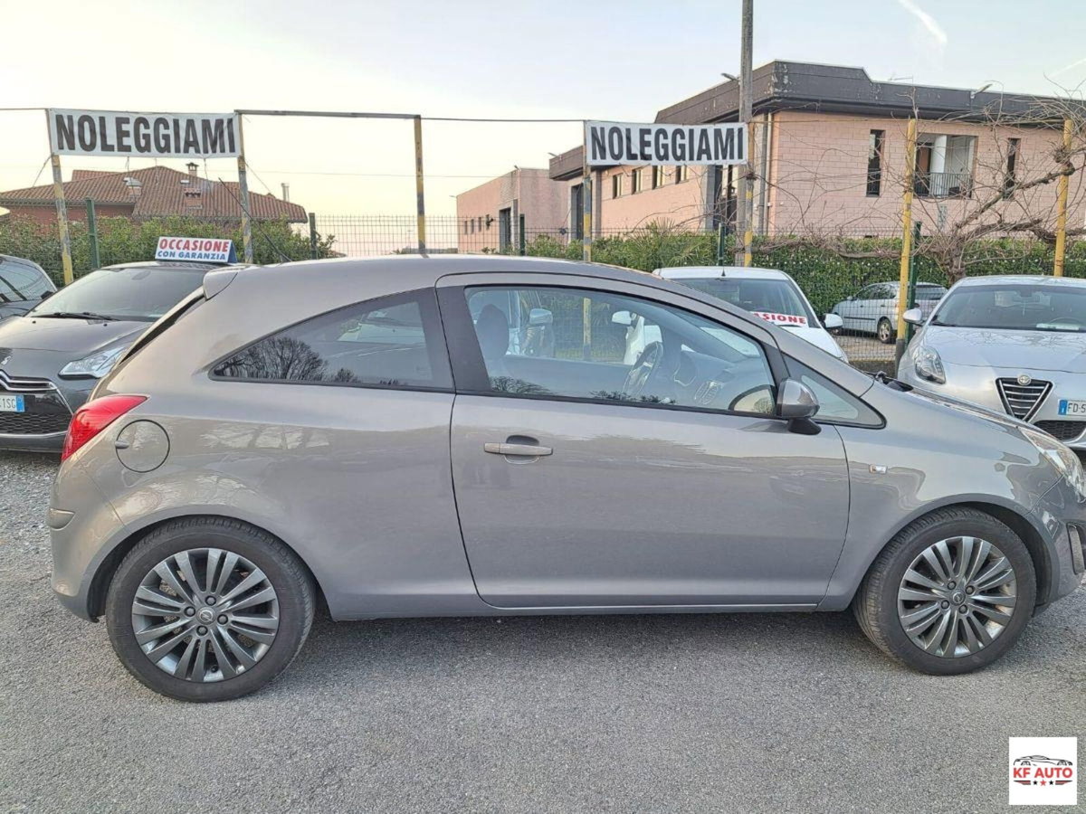 Opel Corsa 1.2 85CV 3 porte GPL-TECH Elective (14)