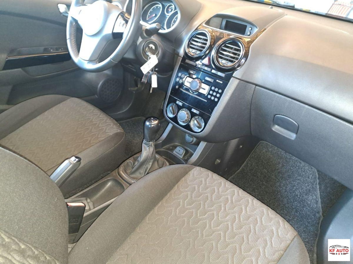 Opel Corsa 1.2 85CV 3 porte GPL-TECH Elective (18)