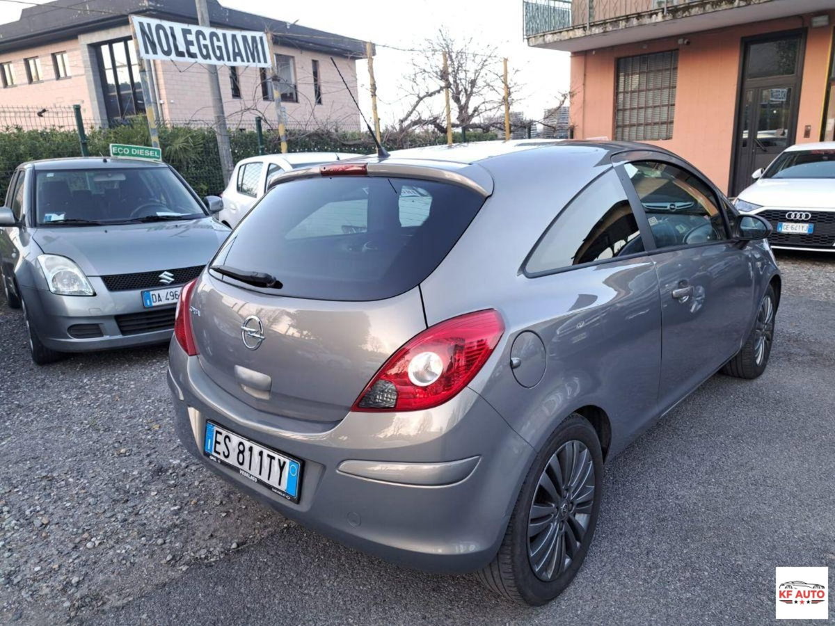 Opel Corsa 1.2 85CV 3 porte GPL-TECH Elective (9)