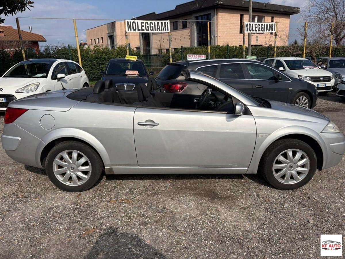 Renault Mégane Cabrio 1.6 16V Dynamique (16)