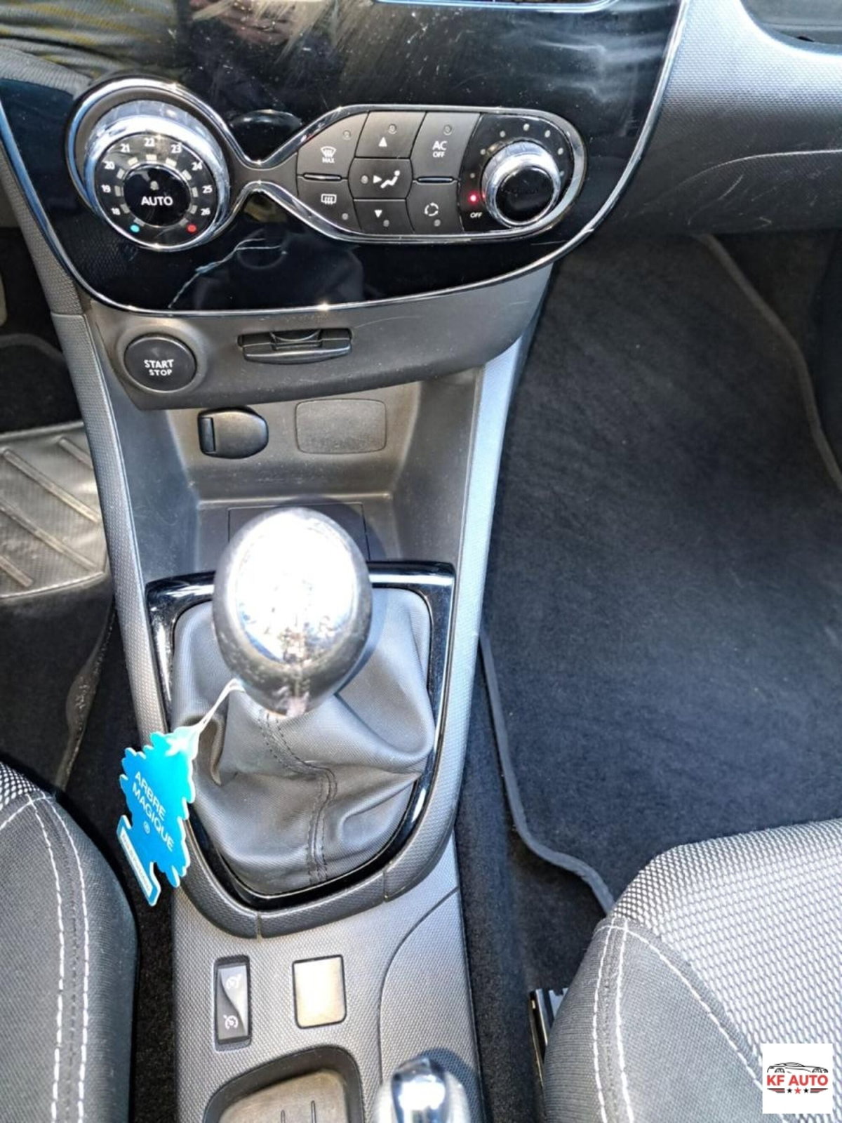 Renault Clio Sporter dCi 8V 75CV Start&Stop Energy Life (16)