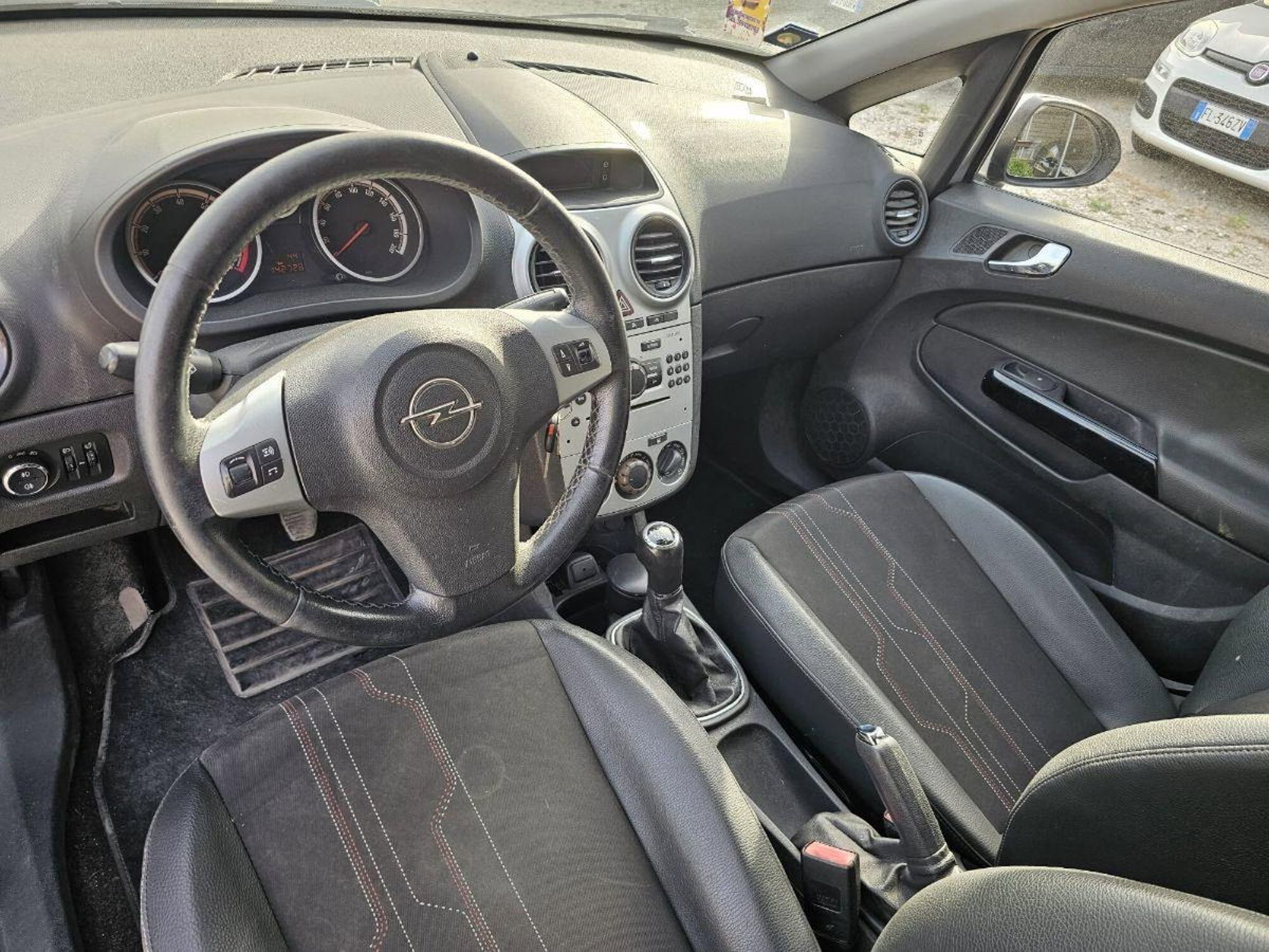 Opel Corsa 1.2 85CV 5 porte GPL-TECH Edition (12)
