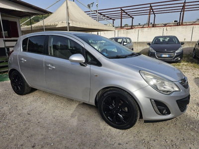 Opel Corsa 1.2 85CV 5 porte GPL-TECH Edition (8)