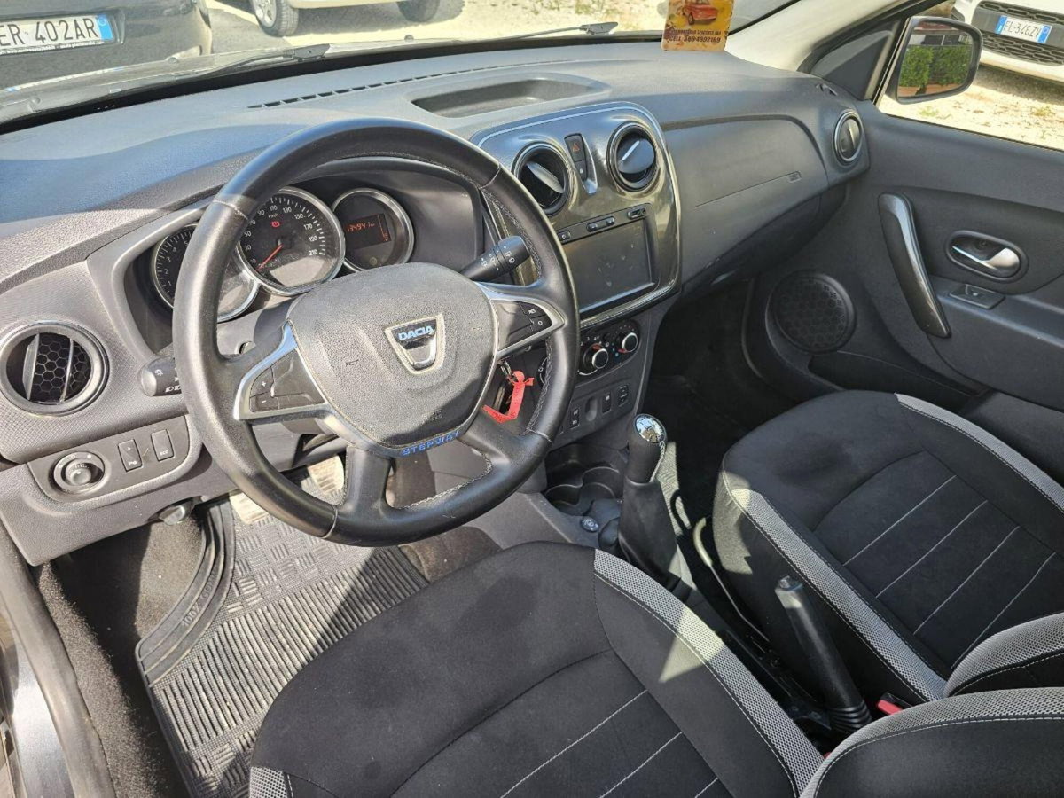Dacia Sandero 0.9 TCe 12V T-GPL 90CV Start&Stop SS Ambiance Family (10)