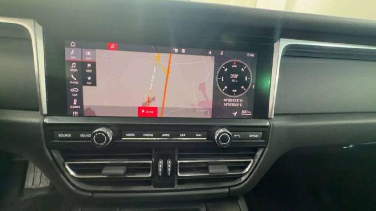 Porsche Macan 2.0 (11)