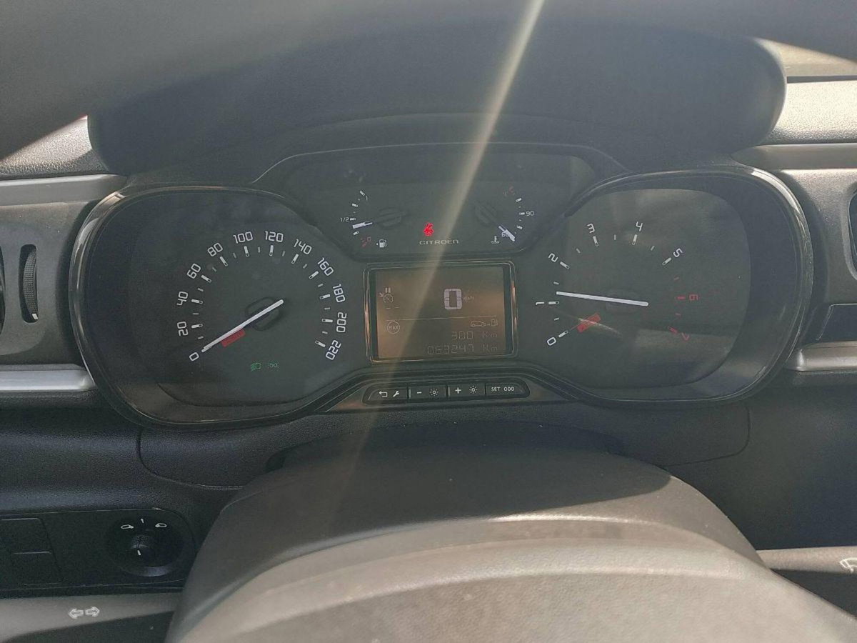 Citroen C3 1.2 puretech Max s&s 83cv neopatentati (16)