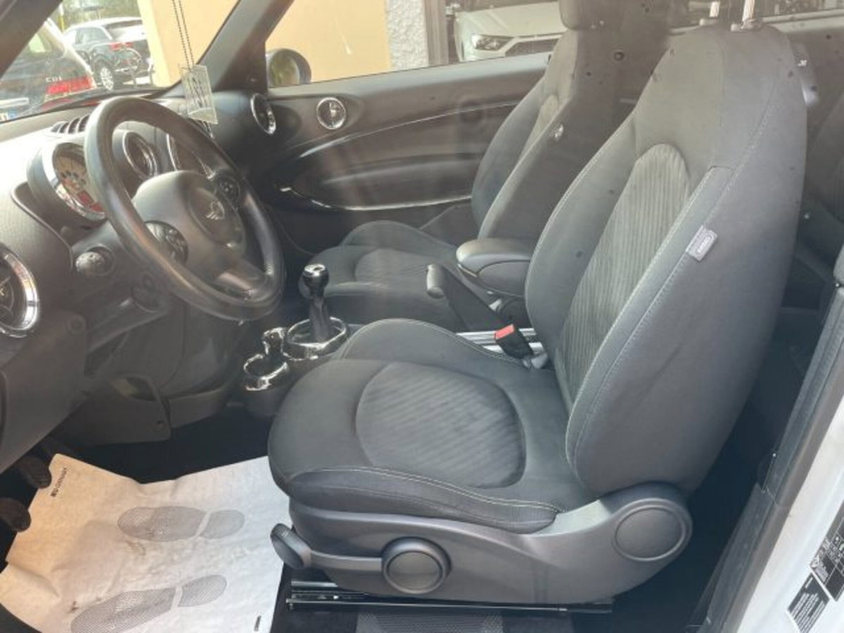 MINI Mini Paceman 1.6 Cooper D Paceman (7)