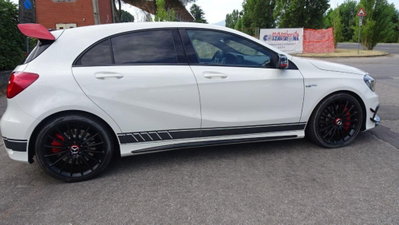 Mercedes-Benz Classe A 45 AMG 4Matic Automatic (10)