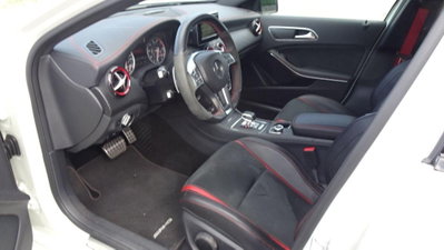 Mercedes-Benz Classe A 45 AMG 4Matic Automatic (14)