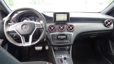 Mercedes-Benz Classe A 45 AMG 4Matic Automatic (19)