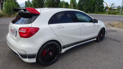 Mercedes-Benz Classe A 45 AMG 4Matic Automatic (9)