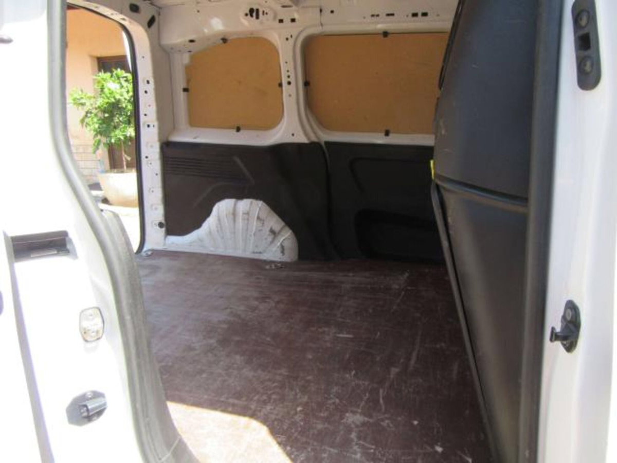 Toyota Proace City Furgone City 1.5D 100cv S&S L2 S Comfort (14)
