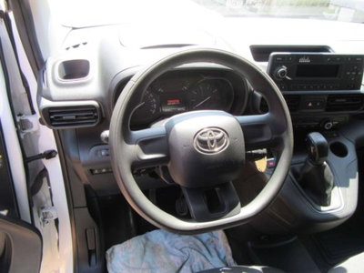 Toyota Proace City Furgone City 1.5D 100cv S&S L2 S Comfort (6)