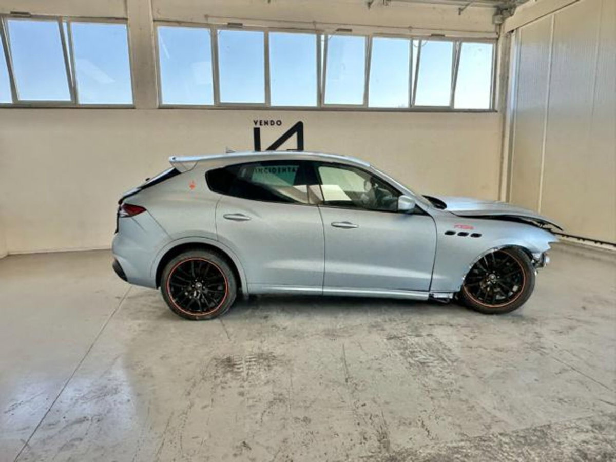 Maserati Levante Levante V6 430 CV AWD Modena (8)