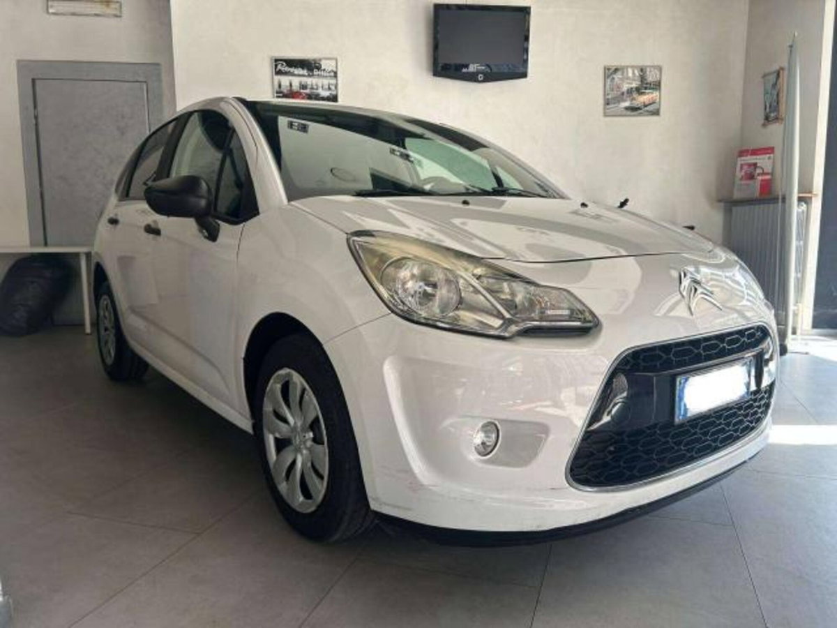 Citroen C3 BlueHDi 75 Van Attraction (3)