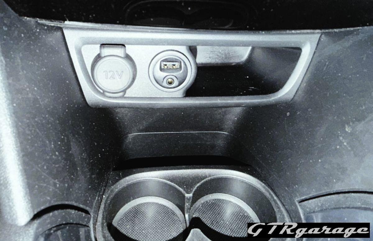 Peugeot 208 HDi 68 CV 5 porte Allure (10)