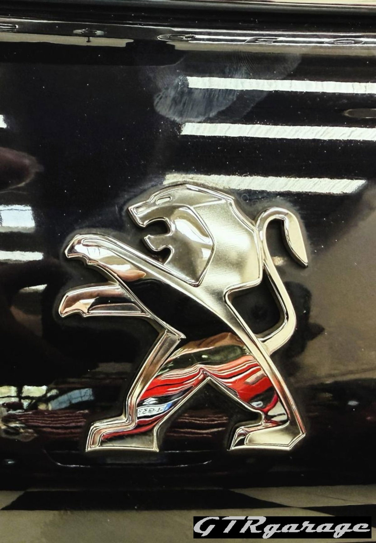 Peugeot 208 HDi 68 CV 5 porte Allure (19)