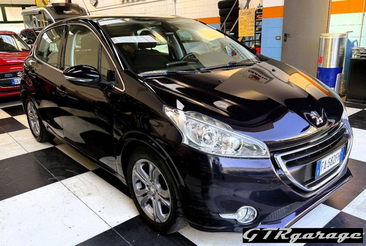 Peugeot 208 HDi 68 CV 5 porte Allure (3)
