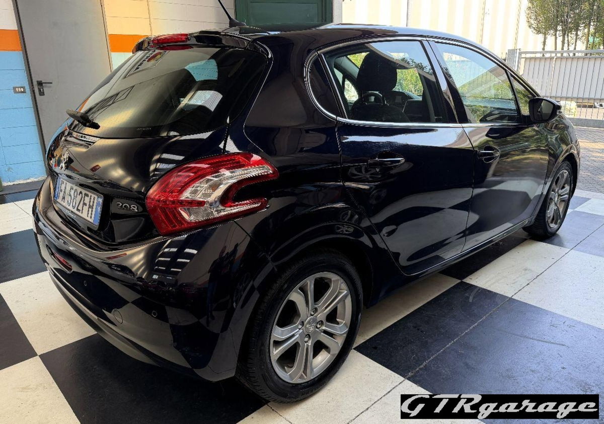 Peugeot 208 HDi 68 CV 5 porte Allure (6)