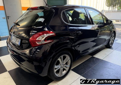 Peugeot 208 HDi 68 CV 5 porte Allure (6)