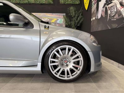 Renault Clio 3.0 V6 24V cat 3 porte Renault Sport (8)