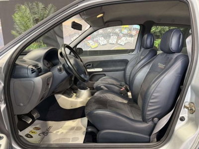 Renault Clio 3.0 V6 24V cat 3 porte Renault Sport (9)