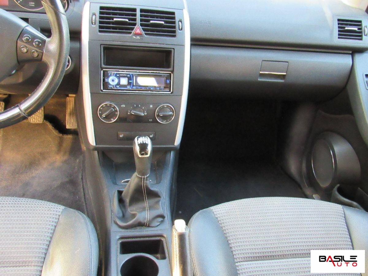 Mercedes-Benz Classe A 180 CDI Avantgarde (14)