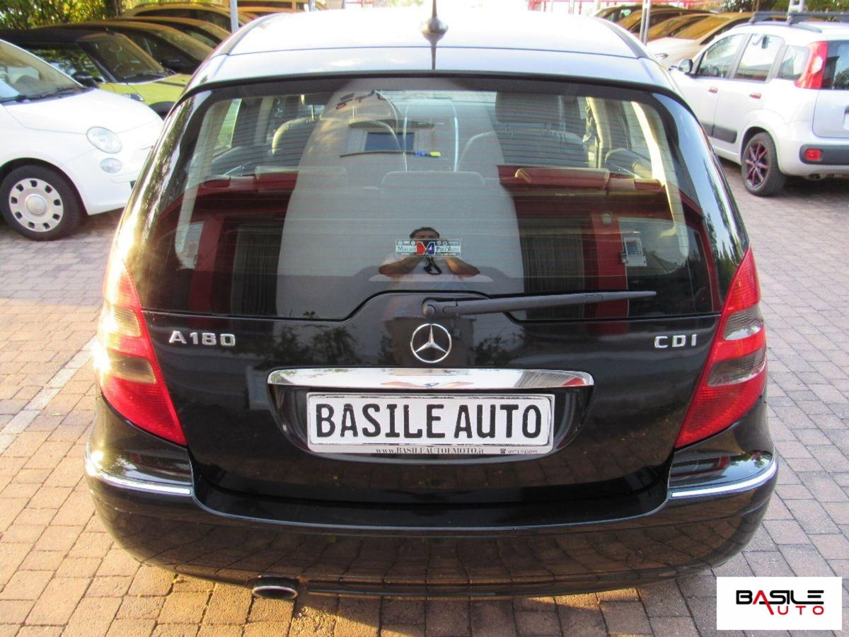 Mercedes-Benz Classe A 180 CDI Avantgarde (4)