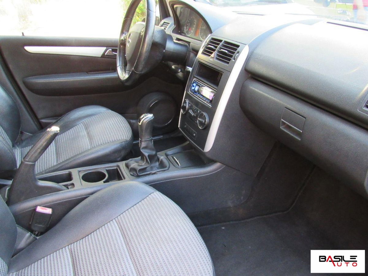 Mercedes-Benz Classe A 180 CDI Avantgarde (7)