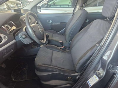 Renault Clio 1.5 dCi 75CV 5 porte Dynamique (6)