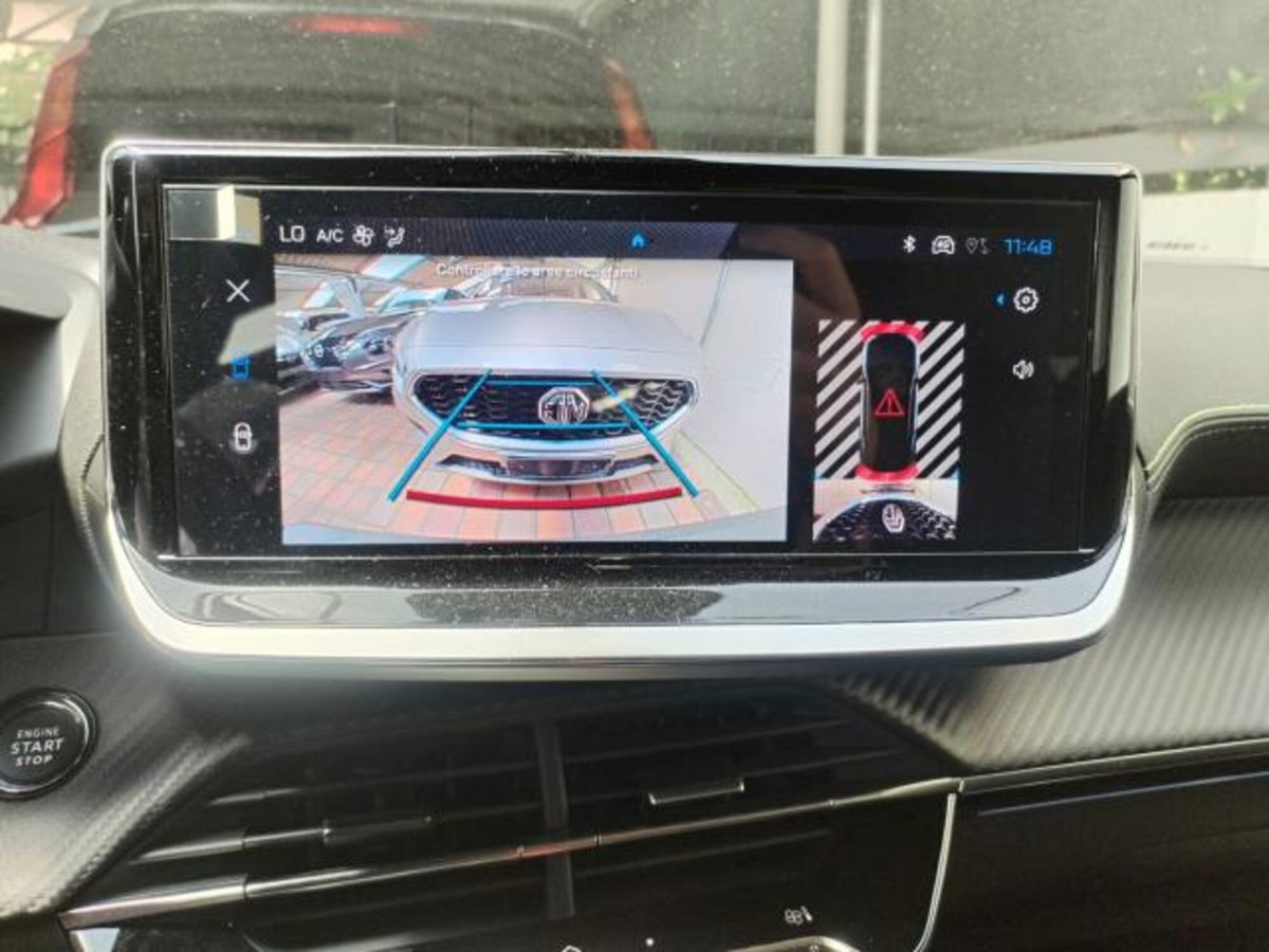 Peugeot 2008 1.2 hybrid Allure 145cv e-dcs6 (6)