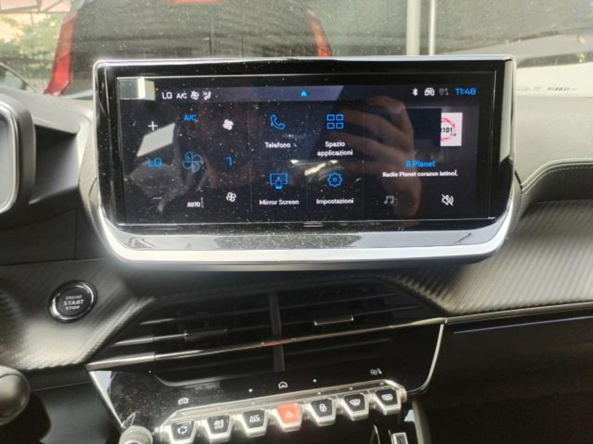 Peugeot 2008 1.2 hybrid Allure 145cv e-dcs6 (7)