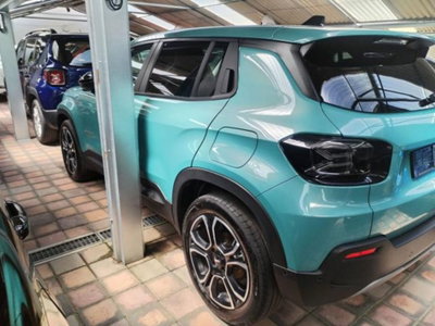 Jeep Avenger 1.2 turbo Summit fwd 100cv (4)