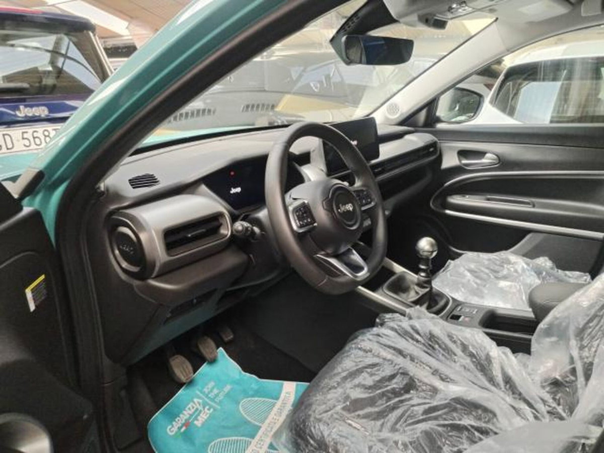 Jeep Avenger 1.2 turbo Summit fwd 100cv (6)