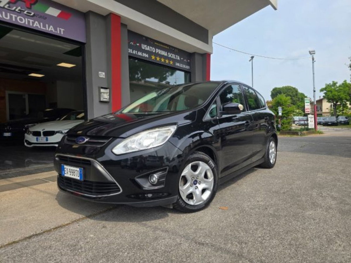 Ford C-Max 1.6 TDCi 95CV Titanium (17)