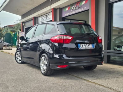 Ford C-Max 1.6 TDCi 95CV Titanium (9)