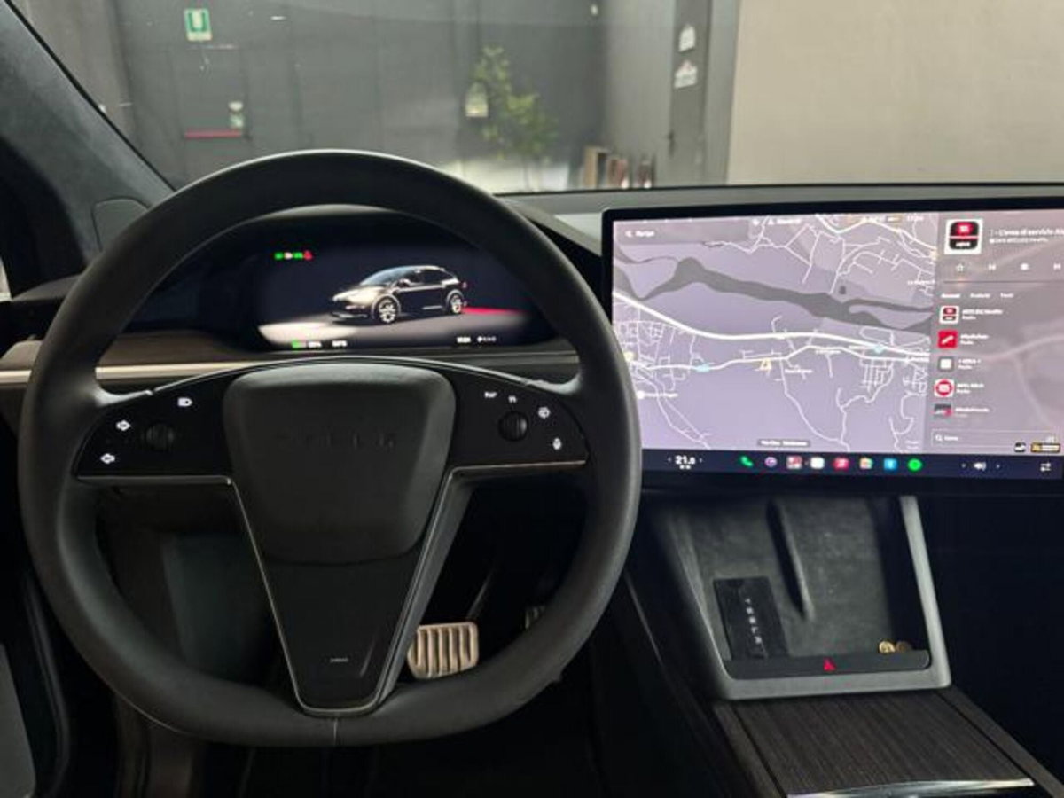 Tesla Model X Model X Long Range AWD (7)