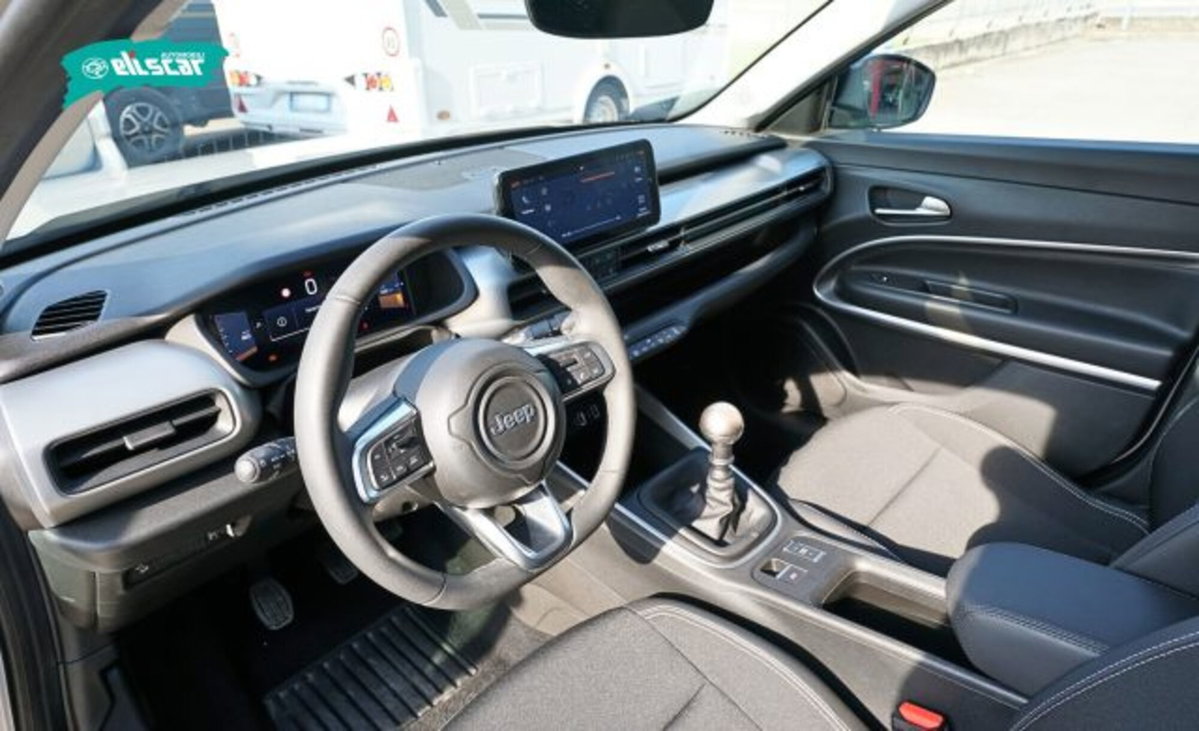 Jeep Avenger 1.2 turbo Summit fwd 100cv (7)
