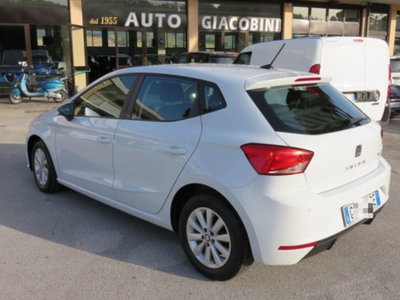 SEAT Ibiza 1.0 TGI 5 porte Business (2)