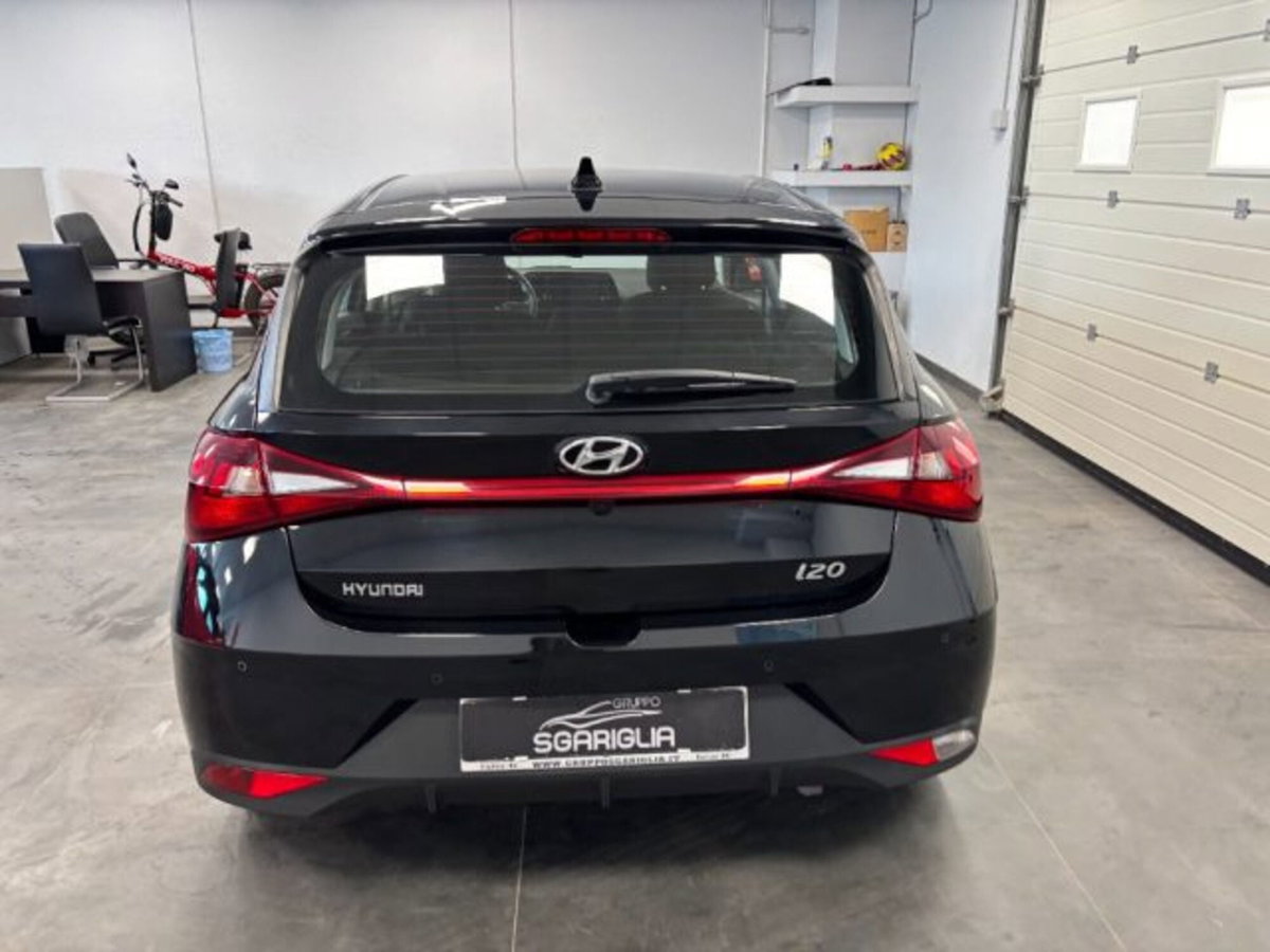Hyundai i20 1.0 T-GDI 48V iMT ConnectLine (5)