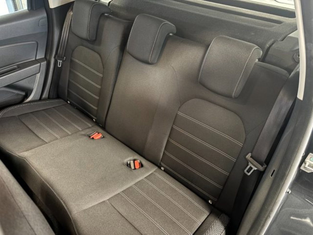 Dacia Duster 1.6 SCe GPL 4x2 Prestige (15)
