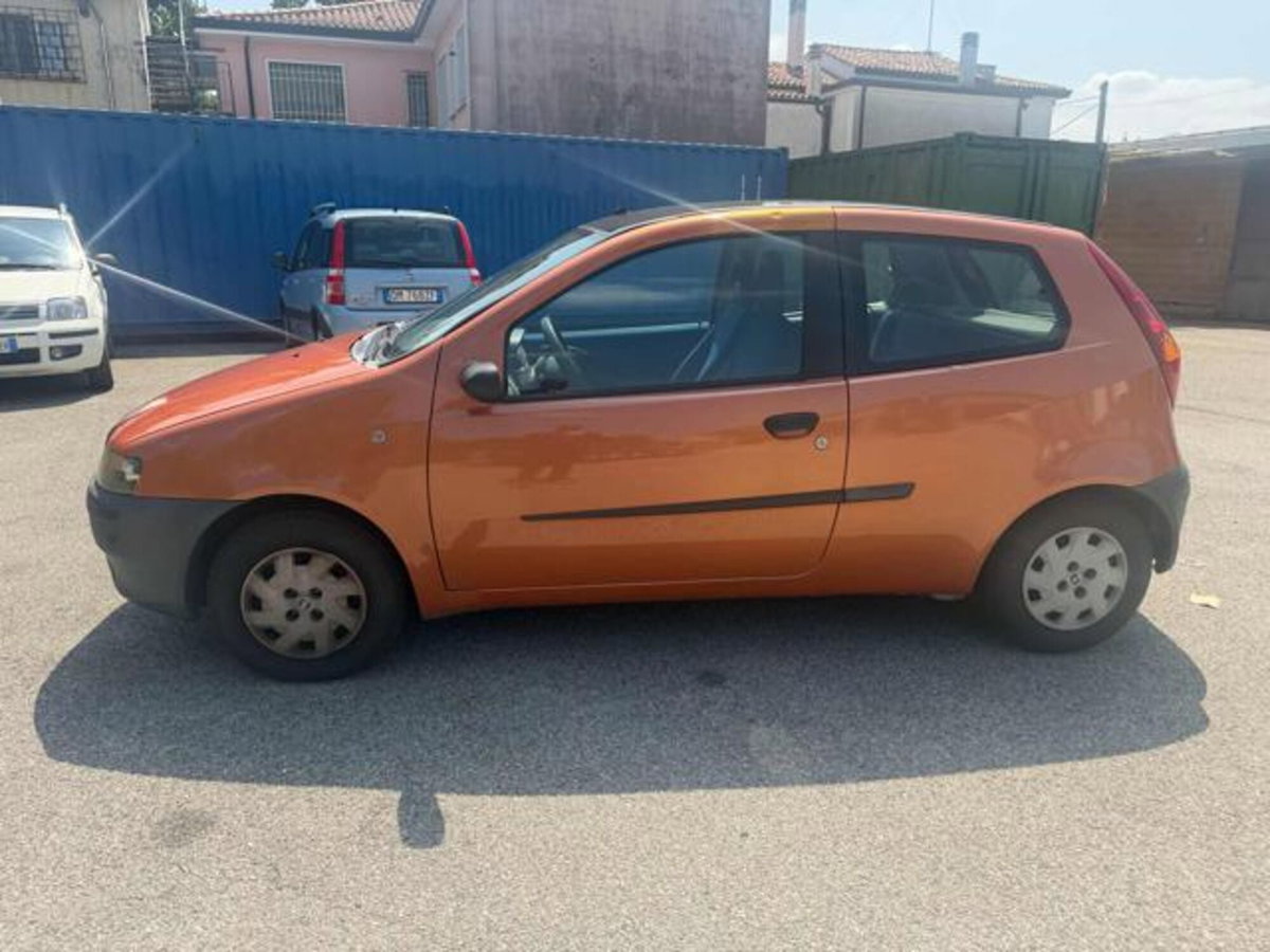 Fiat Punto 1.2i 16V cat 3 porte ELX (3)