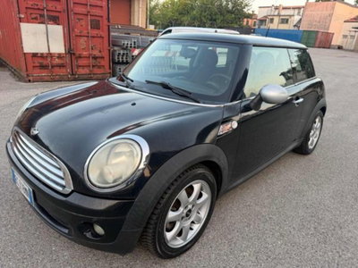 MINI Mini 1.4 16V One (55kW) (4)