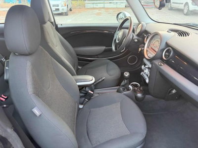 MINI Mini 1.4 16V One (55kW) (5)