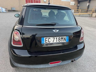 MINI Mini 1.4 16V One (55kW) (8)