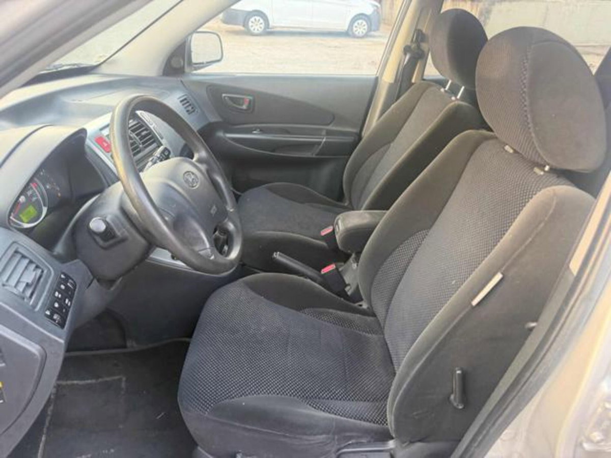Hyundai Tucson 2.0 CVVT 16V BlueDrive GPL Dynamic (17)